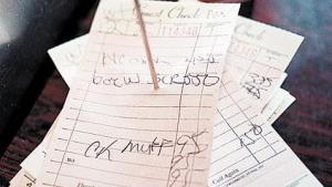 Generous customer tips Arizona diner staff $2,000